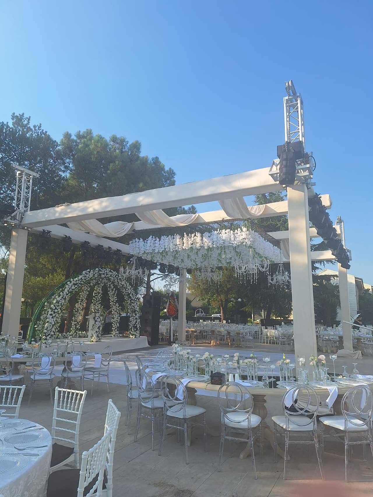 Davet süslemesi, Emex Hotel havuzbaşı
