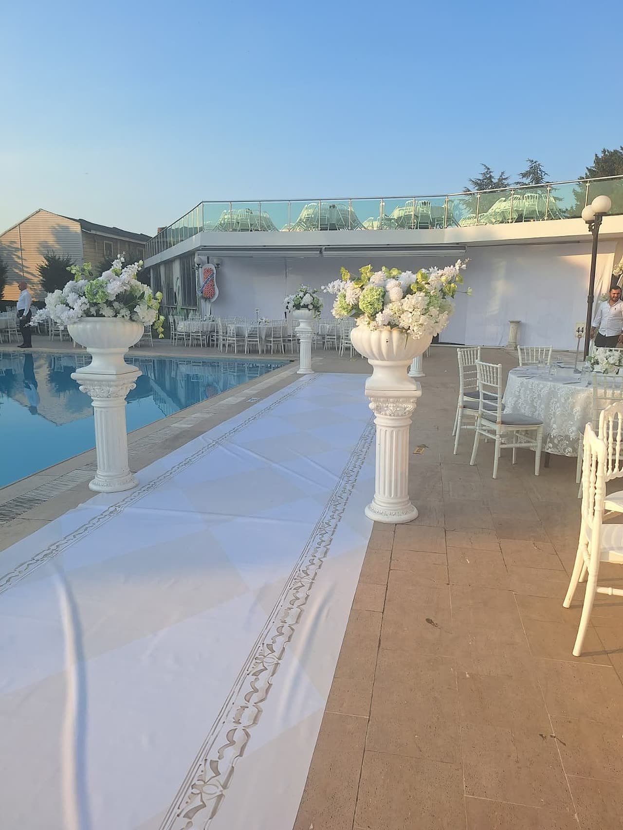 Davet süslemesi, Emex Hotel havuzbaşı